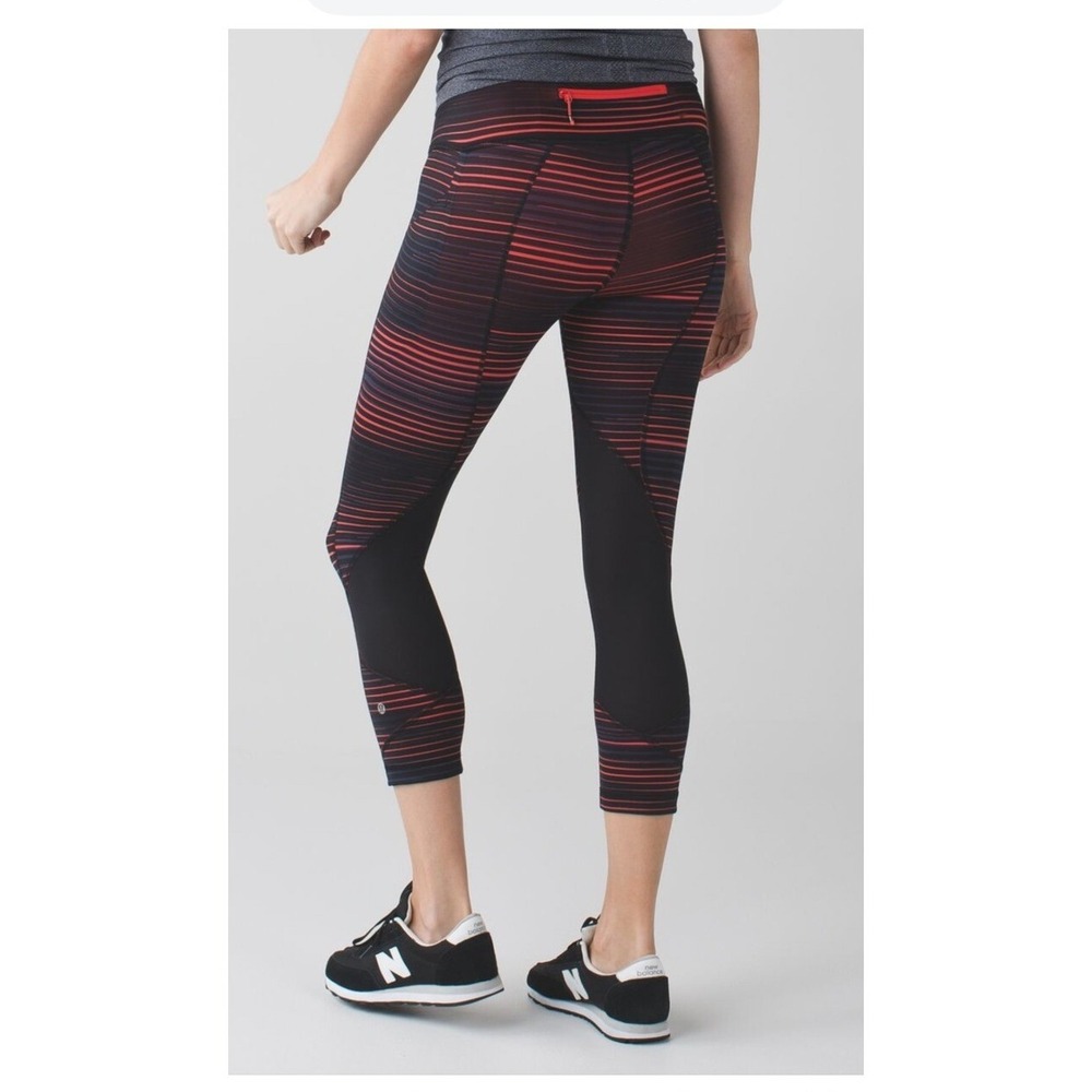 Lululemon Run Speed Crop Athletic Leggings Pockets Red Black‎ Size 4